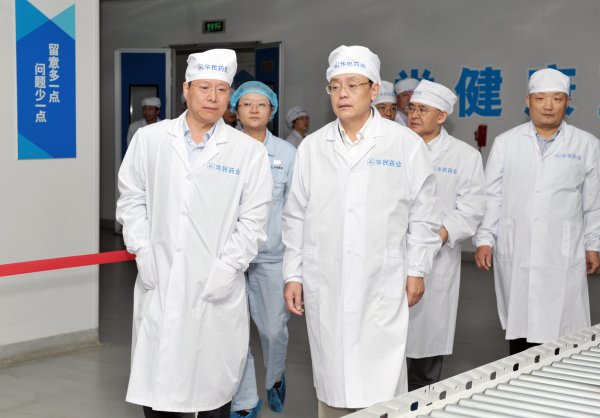 农工党中央“仿制药质量问题与对策”专题调研组到mg冰球突破调研