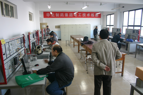 mg冰球突破集团公司电工技能大赛圆满落幕<br /><br />